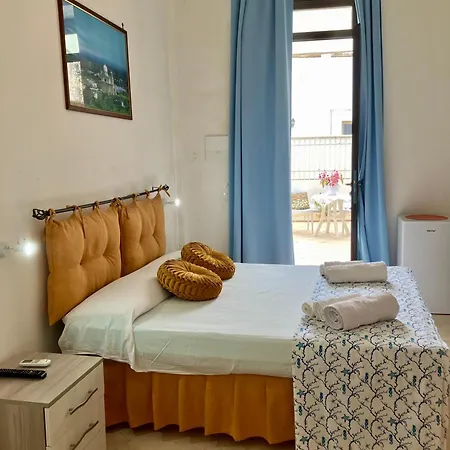 Pensión Le Dimore Di Ike 3*