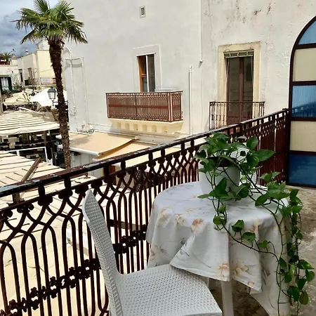 Le Dimore Di Ike Guest house *